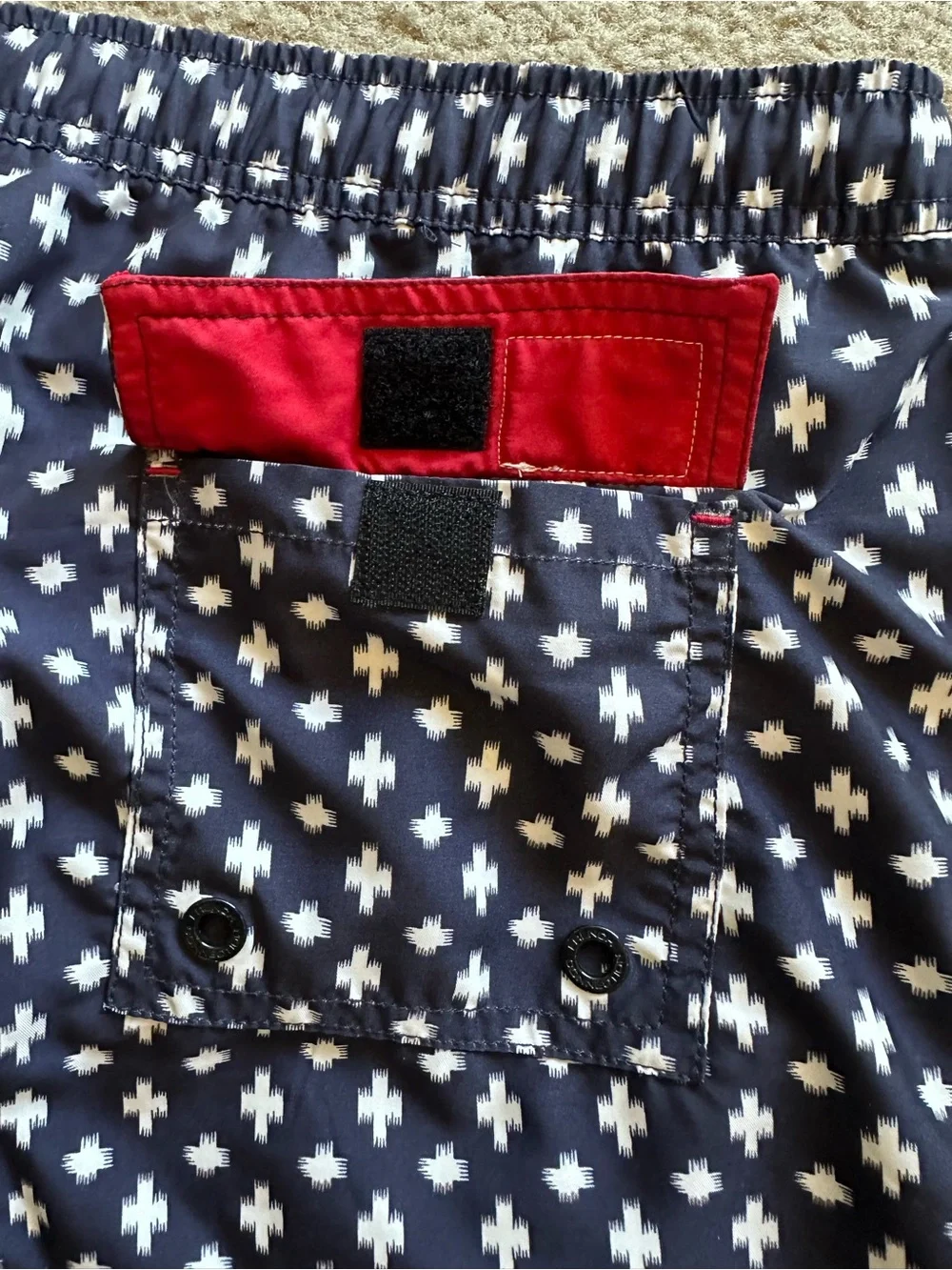 French Connection Men’s Navy Swim Shorts with White Plus Pattern XL Ret. $79 NWT